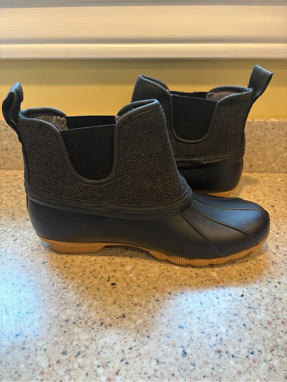 The Skechers Pond - Staying Dry Mid Herringbone Chelsea Duck Boot, Size 8